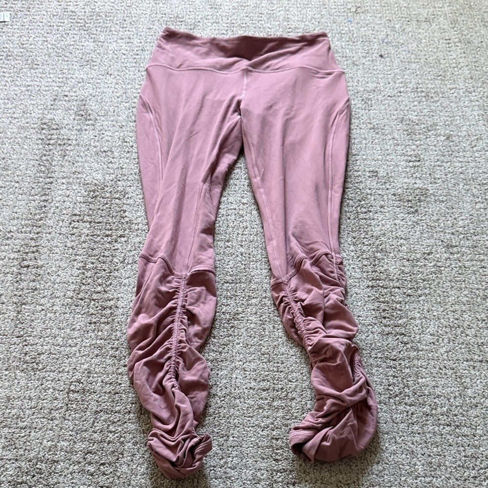 lululemon athletica Mauve Pink Scrunch Leggings